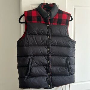 Reversible buffalo plaid down filled puffy jacket - women’s size small